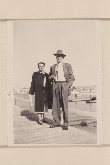 Eva Galloway.  Eva Galloway Nielson and her husband, Victor Nielson.  At Balboa.  Eva Galloway was the youngest daughter of Nathaniel Galloway