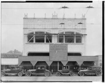 Lieberg Building under construction, 911 East Colorado, Pasadena. 1927
