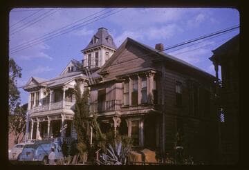 Bunker Hill Avenue, between 2nd and 3rd Streets